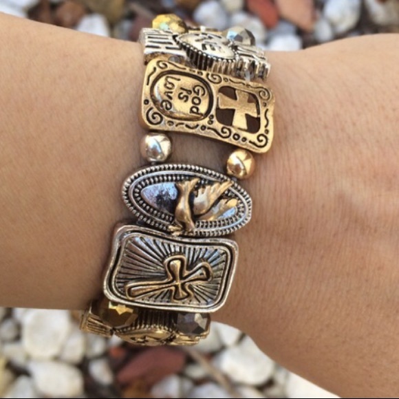 Last 1God is love stretch bracelet - Picture 3 of 4